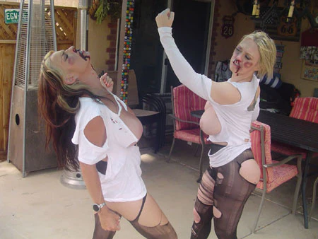 JMR-3111DL  INTERIOR--EXTERIOR  Goldie Blair vs Dee Williams  Download - Image 8